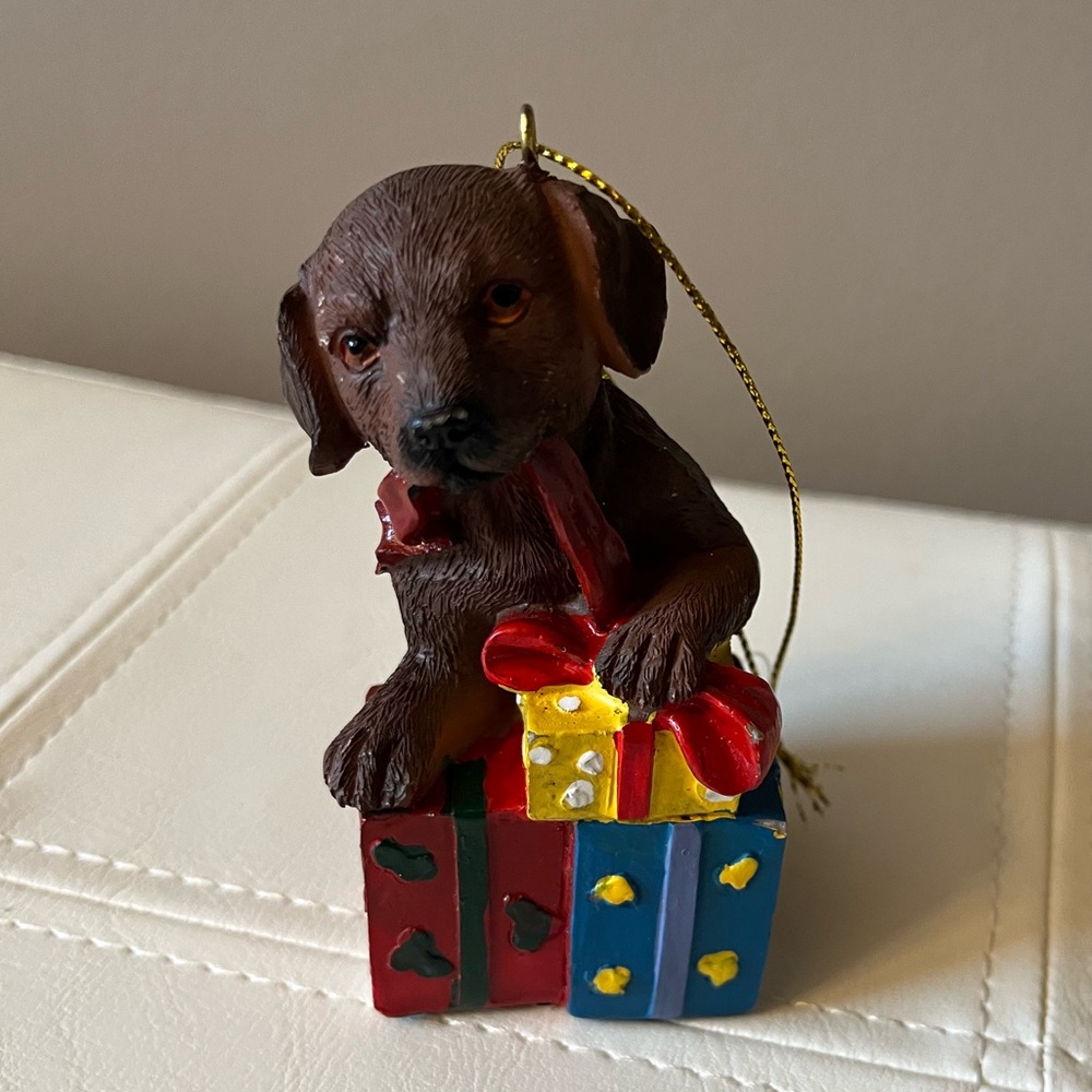 NWT Brown Puppy Ornament with Gifts